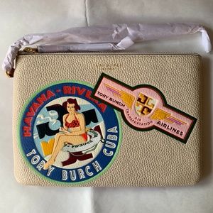 NWT Tory Burch Perry Travel Patches Wristlet
